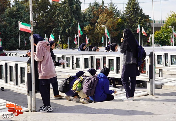 اردوی آمادگی دفاعی دانش‌آموزان در گلزار شهدای قزوین از دریچه دوربین
