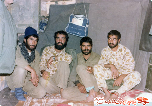 شهید جانباز فرمانده عملیات بیت المقدس دکتر شهید حبیب اله شریفیان+سه برادر شهید شهید جانباز فرمانده عملیات بیت المقدس دکتر شهید حبیب اله شریفیان+سه برادر شهید