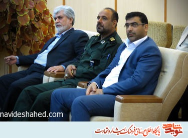 شهیدان معامله گرانی بودند که سرمایه خود را فدای بقای دین خداوند کردند. شهیدان معامله گرانی بودند که سرمایه خود را فدای بقای دین خداوند کردند.