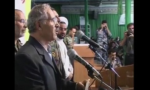 لحظه فوت پدر شهیدان «فناخسرو» حین سخنرانی+ فیلم لحظه فوت پدر شهیدان «فناخسرو» حین سخنرانی+ فیلم