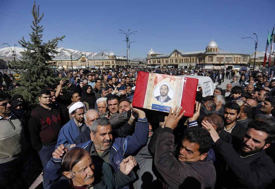 پیکر طلبه شهید مصطفی قاسمی در همدان تشییع شد