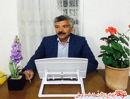 «علی مفیدی» می گوید: «علی مفیدی» می گوید: