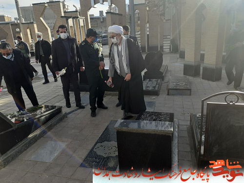 گزارش تصویری|گلزار شهدای بهار غبارروبی و عطرافشانی شد گزارش تصویری|گلزار شهدای بهار غبارروبی و عطرافشانی شد