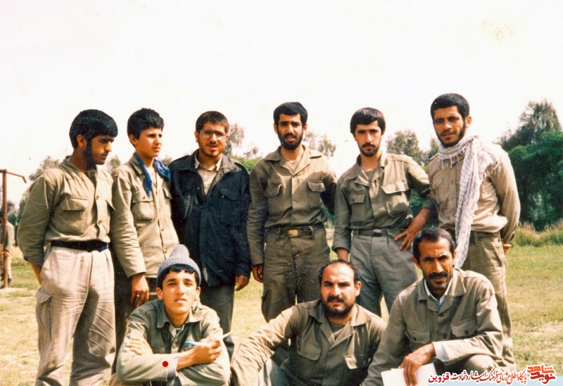 مادران شهدا رهروان نهضت امالبنین (س) مادران شهدا رهروان نهضت امالبنین (س)