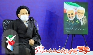 ایمان قوی مردم و خانوادههای شهدا پشت دشمن را در هم میشکند ایمان قوی مردم و خانوادههای شهدا پشت دشمن را در هم میشکند