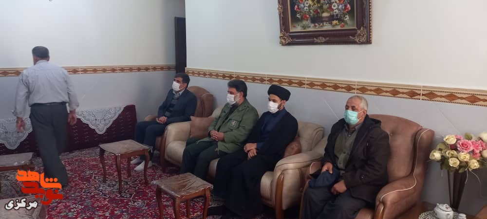 جوانانباید وصایای شهدا را مطالعه کنند