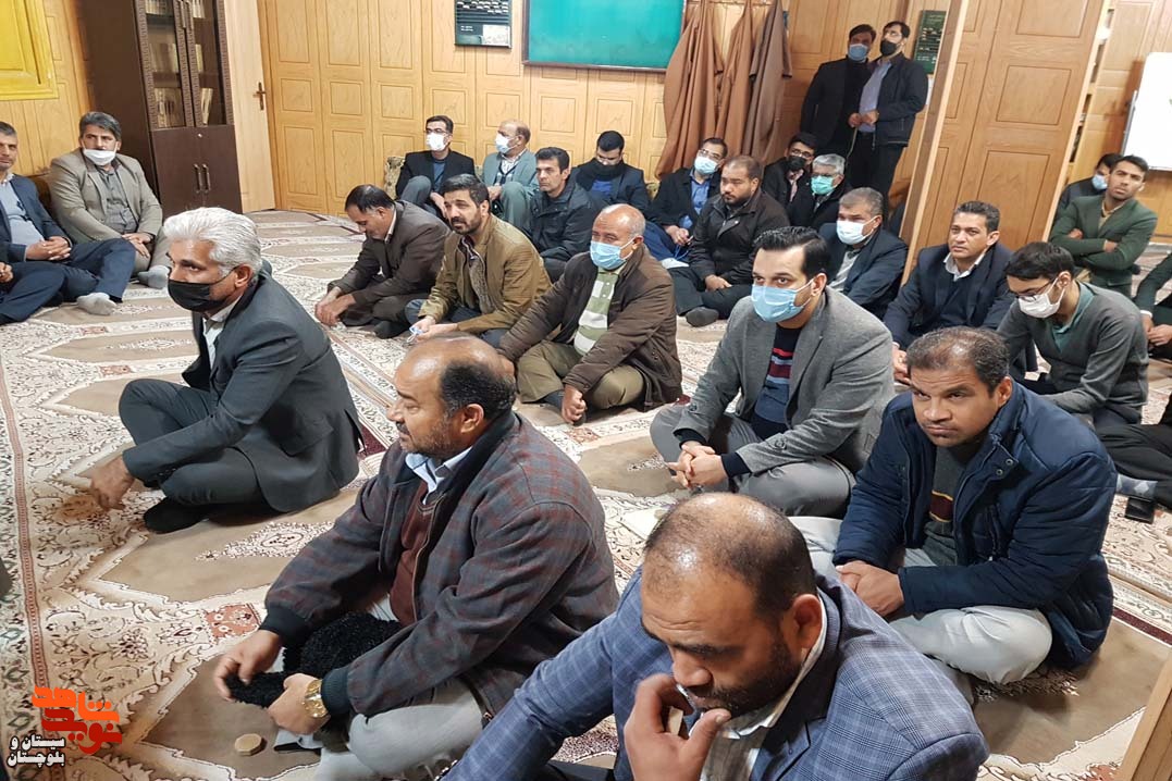 جلسه جهاد تببین و روایتگری به مناسبت عملیات آزاد سازی 120 سرباز وظیفه در زاهدان برگزار شد