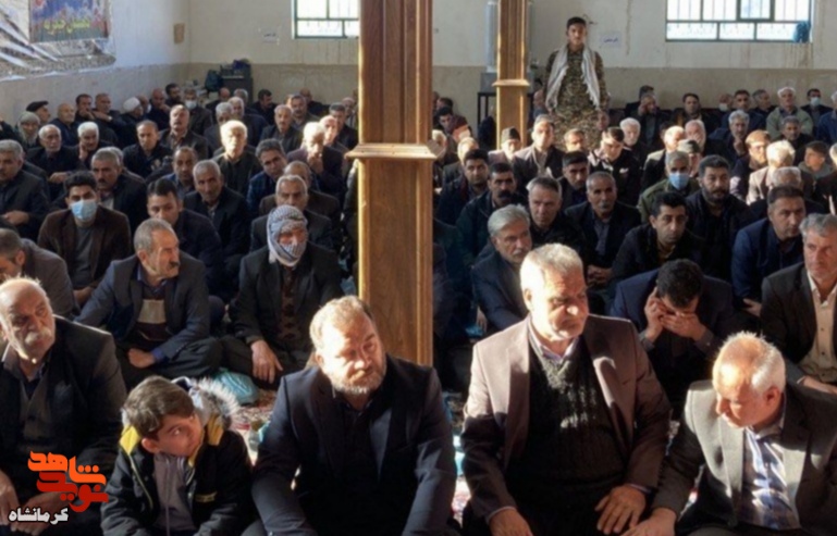 مراسم چهلمین روز شهادت شهید«نادر بیرامی»در شهرستان گیلانغرب برگزار شد