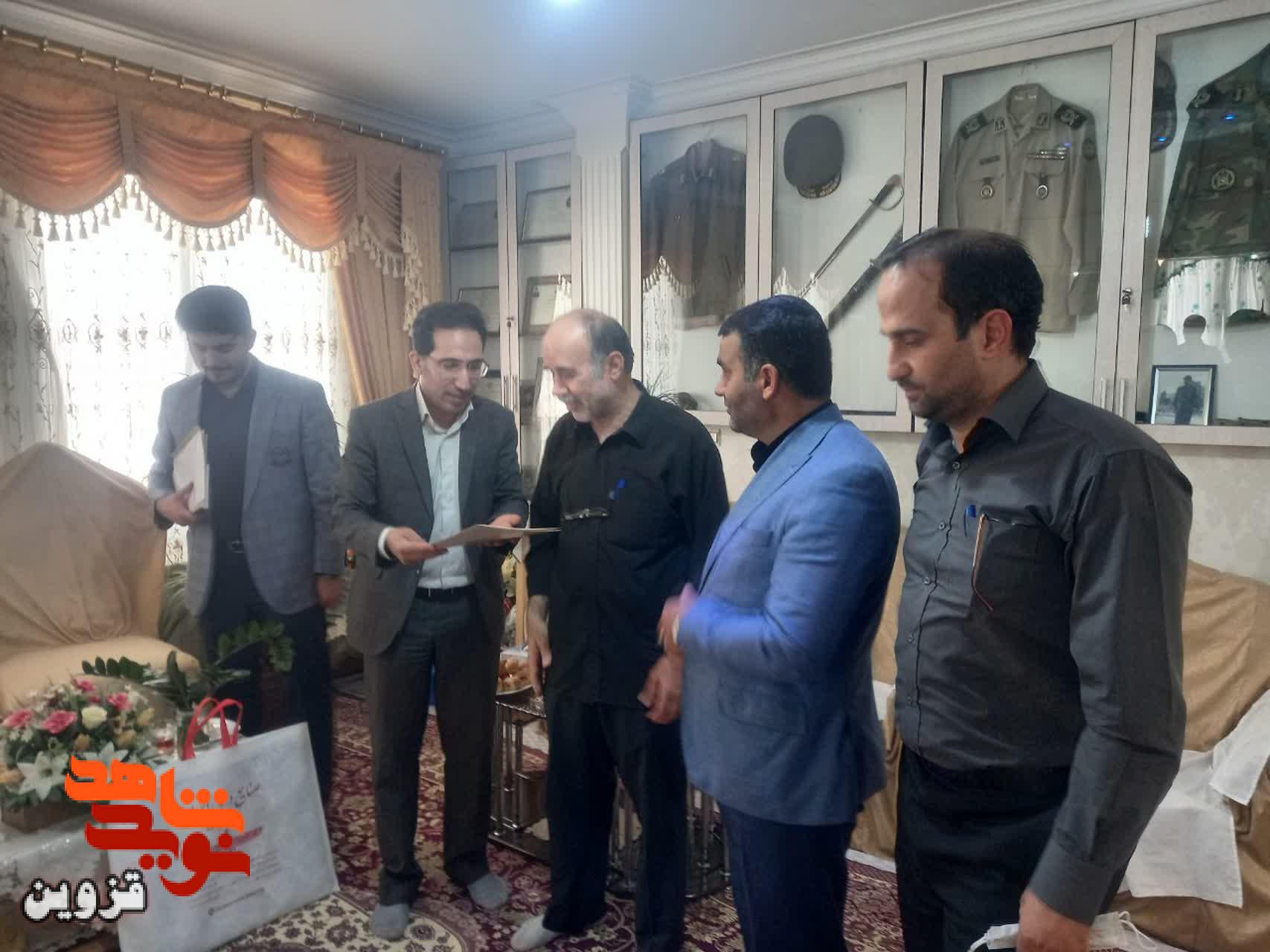 مسئولان استان قزوین از مقام والای جانبازان تجلیل کردند