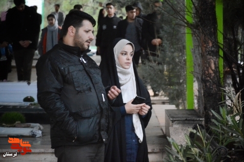 گزارش تصویری/تحویل سال نو در گلزار شهدای خرم آباد