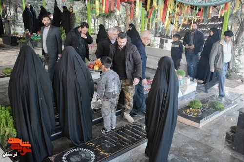 گزارش تصویری/تحویل سال نو در گلزار شهدای خرم آباد