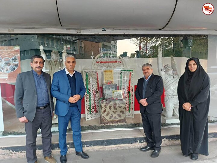 مدیرکل اسناد و انتشارات میهمان سفره یلدای موزه شهدا شد