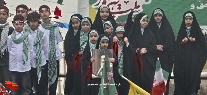 تصاویر|حضور پرشور مردم مرزنشین قصرشیرین در راهپیمایی ۲۲ بهمن ۱۴۰۴