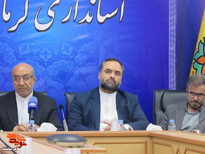گزارش تصویری | برگزاری شورای عالی ترویج فرهنگ ایثار و شهادت در استانداری...