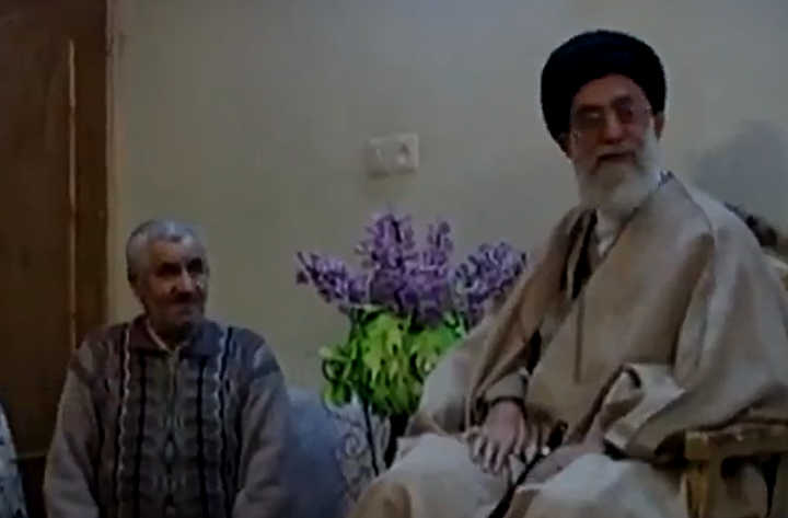 فیلم | دیدار نماینده ولی‌فقیه در قزوین با خانواده‌های شهدا