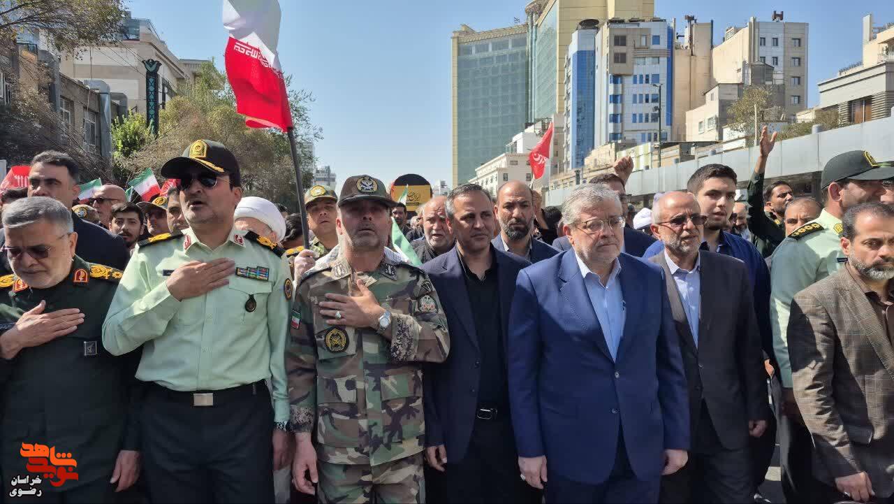 بدرقه حماسی سردار جانباز شهید «حاج حسین ظریفی» تا حرم رضوی