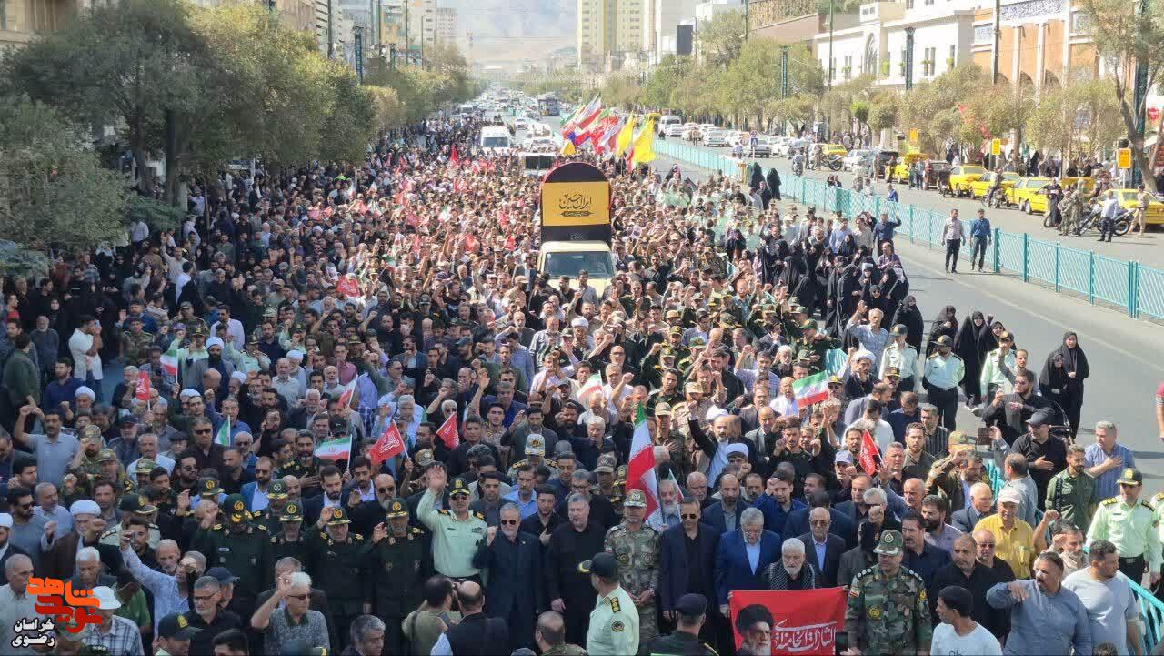 سردار امنیت شهید «حسین ظریفی» در جوار شهید شوشتری آرام گرفت
