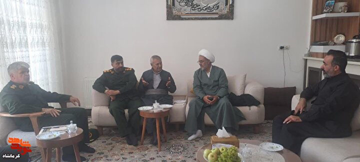 گزارش تصویری| دیدارمسئولین با جانبازان شهرستان جوانرود
