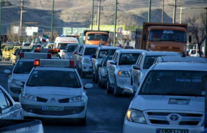 گزارش تصویری از آغاز برنامه های دهه مبارکه فجر در استان و شهرستان ها