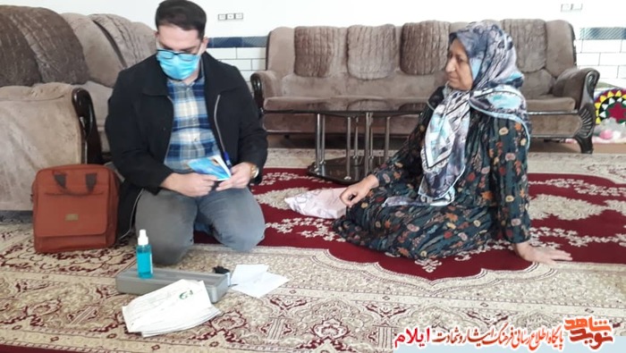 پایش سلامت خانواده های شهدا و ایثارگران شهرستان آبدانان توسط تیم جهادی 