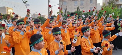 کاروان نوجوانان در شادپیمایی عید غدیر به نیابت از شهدا- پنجم تیرماه ۱۴۰۳ میدان کوثر تا میدان امام علی(ع) شهرستان سمنان