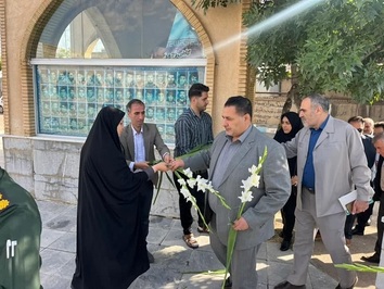 گلباران گلزار شهدای شناط 
