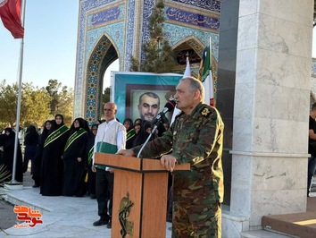 آیین اهتزاز پرچم بارگاه امام رضا(ع) و ادای احترام به نمای مزار شهید امیرعبداللهیان- هجدهم اردیبهشت ۱۴۰۴ گلزار شهدای شهرستان دامغان