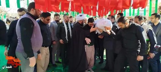 گزارش تصویری| تشییع شهید گمنام در شهر فامنین