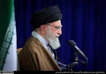 بزرگداشت شهیدان، زمینه‌ای برای انتقال ارزشها و انگیزه‌های شهدا به نسل جوان